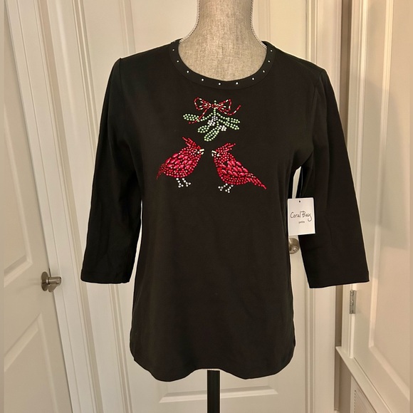 NWT! Coral Bay Women’s Christmas Black & Red Jeweled Cardinals 3/4 Sleeve Top PM - Picture 2 of 12